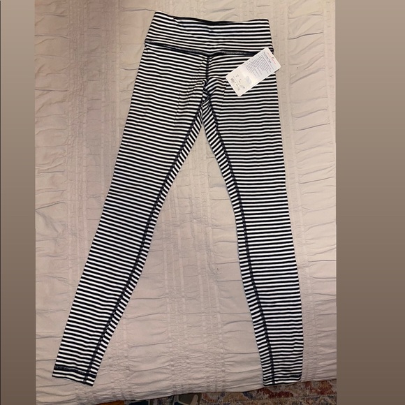 Rare vintage lululemon The Under Tight - Picture 2 of 5